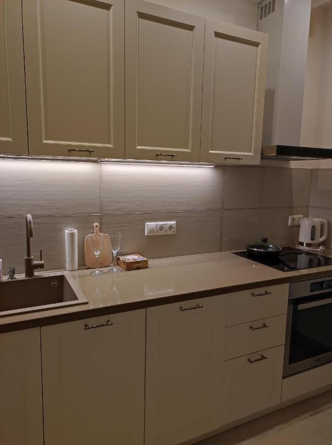 Lux Apartment, Near Metro Vasylkivska Kijów Zewnętrze zdjęcie